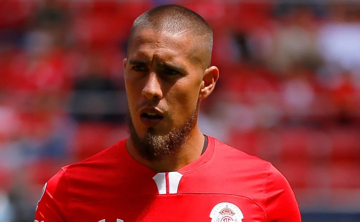 El ex defensor de River marcó el primero de los tres goles.