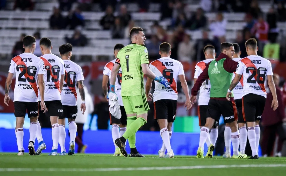 Con la derrota frente a Vélez, el Millonario quedó décimo.