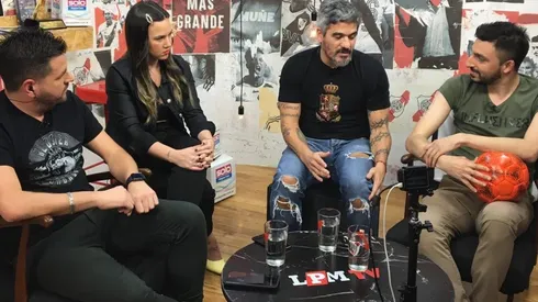 El ídolo de River y un ping pong de preguntas y respuestas con los hinchas.