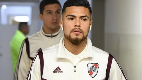 El chileno reemplazará al Chino, que acumulaba una seguidilla de partidos con River y la Selección.