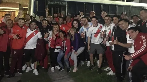 Los hinchas de River agotaron todas las populares del partido de esta noche. (FOTO: LPM)