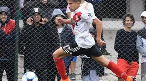 Simeone jugaba en Sexta División y no tenía contrato firmado con River