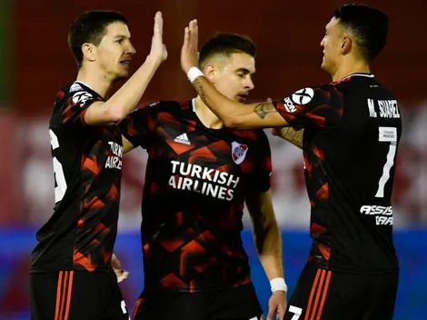 River jugó un fútbol de alto vuelo y aplastó a Huracán