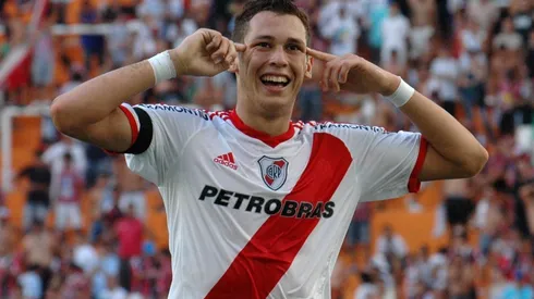 Ocampos vivió tres años en Marsella, y jugó en el mismo equipo que ahora está Benedetto