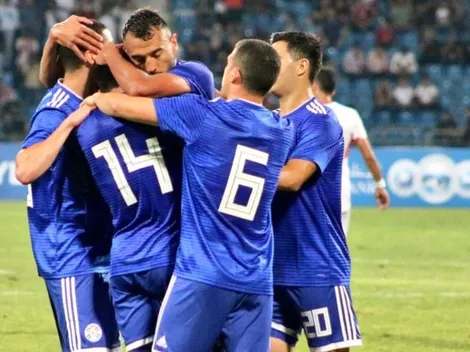 Lateral derecho y goleador: Rojas, figura en el triunfo de Paraguay