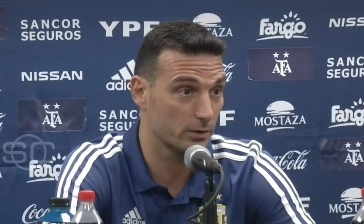 El entrenador del elenco albiceleste hizo una "mención especial" a la labor del Chino.