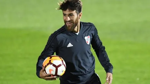 El capitán regresó de España y ya se puso la indumentaria del Más Grande.