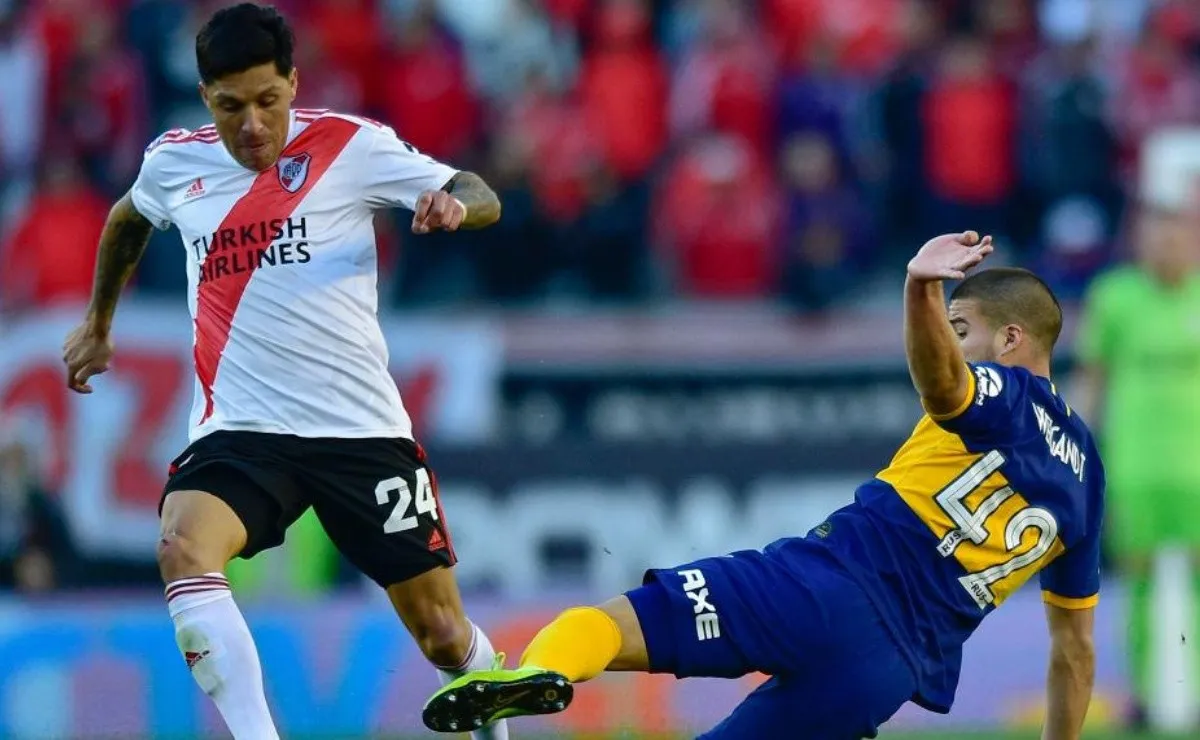 Entrega, claridad con la pelota y amor por la camiseta es todo lo que destaca a Enzo Pérez sobre el resto