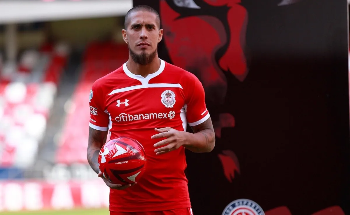 Luego de su paso por River, el ex defensor del Más Grande se marchó al Toluca mexicano.