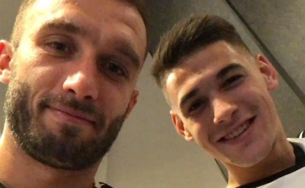 El Chino y Germán se fotografiaron juntos en la concentración del elenco albiceleste.