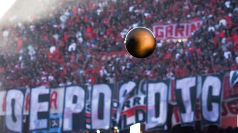 Los hinchas de River se hicieron un festín con el eterno rival en su visita al estadio Monumental.