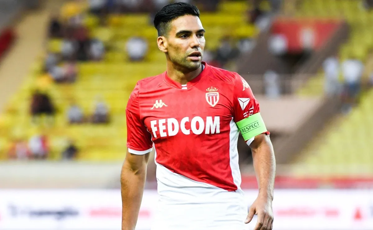Radamel Falcao García se marcharía de Francia.