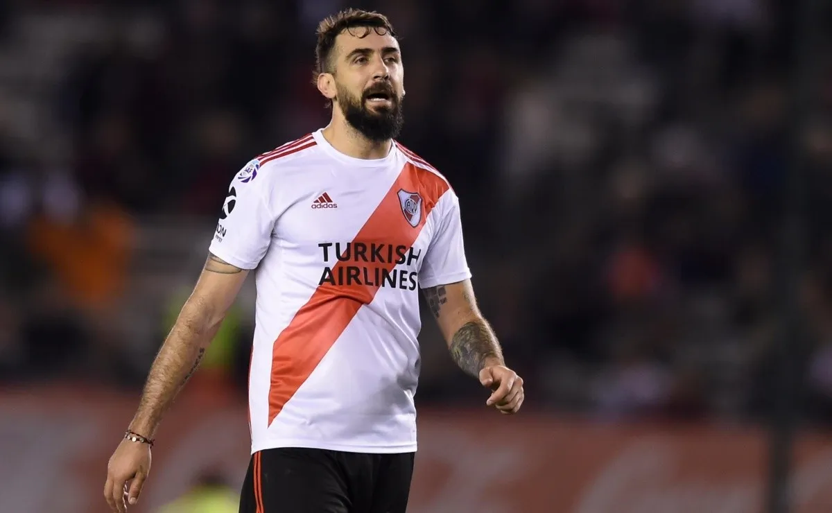 River se enfrenta a Cerro Porteño en La Nueva Olla desde las 19:15 horas.