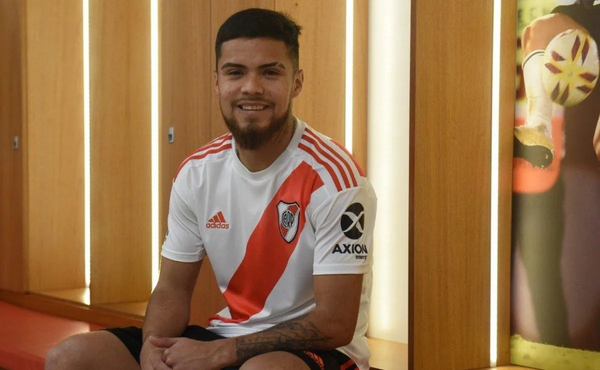 Díaz cumple mañana 25 años, mide 1,80 metros y pesa 71 kilos