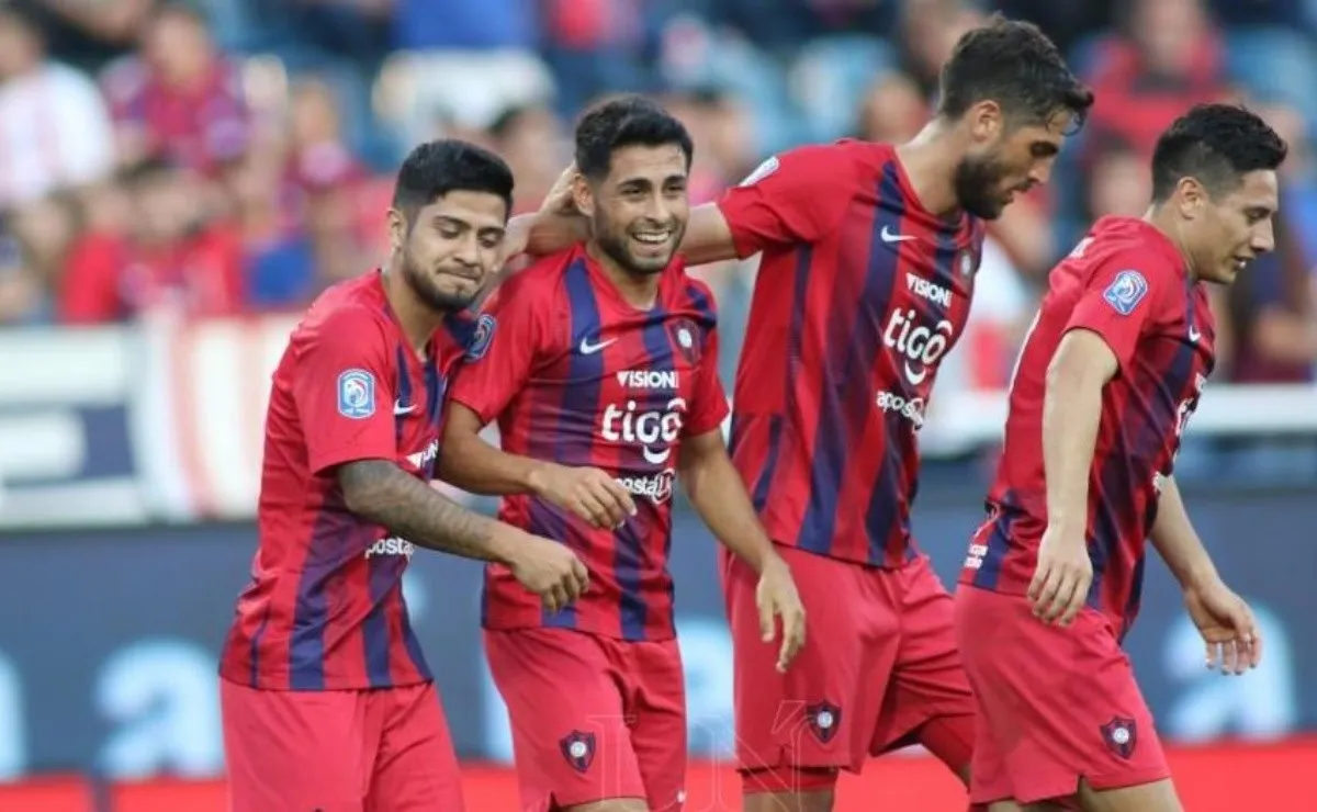 El plantel de Cerro Porteño se prepara para el duelo vs. River.
