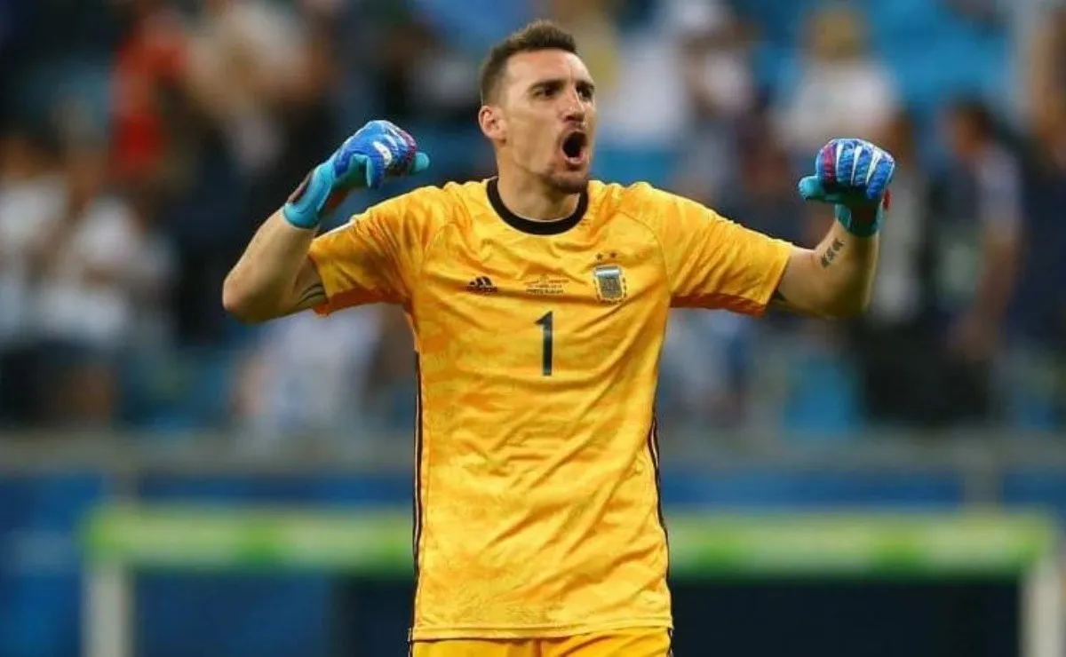Armani volvió a ser convocado por Scaloni y se afianza en la Selección