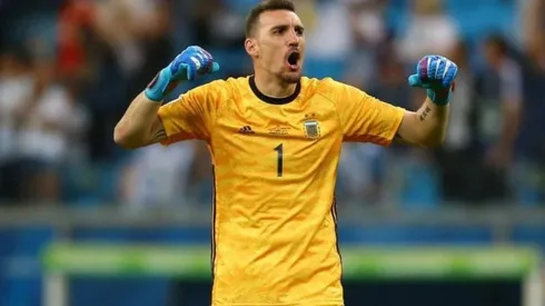 Armani volvió a ser convocado por Scaloni y se afianza en la Selección