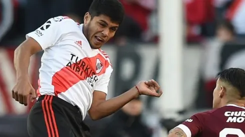 Robert Rojas protagonizó un buen papel ante Lanús.