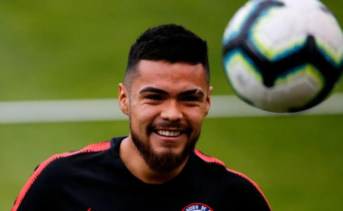 Paulo Díaz ya está listo para ponerse el manto sagrado.