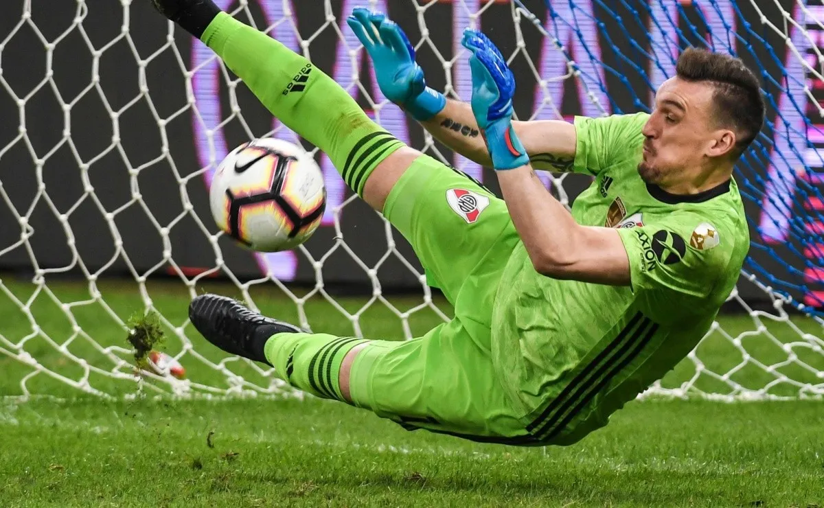 El Chili le ahogó el grito de gol a Pedro Rocha.