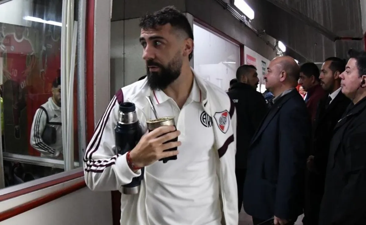 El plantel de River no pudo ducharse en el vestuario del Bicho.