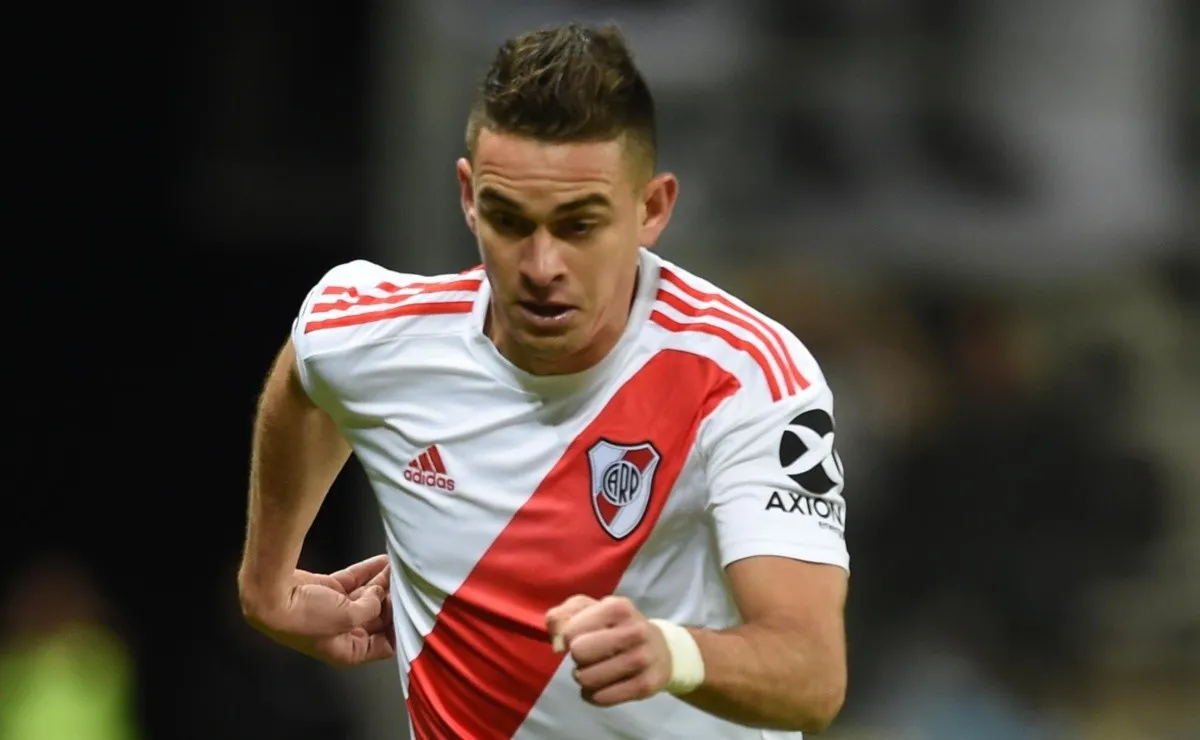 River se enfrenta ante Argentinos Juniors en el estadio Diego Armando Maradona.