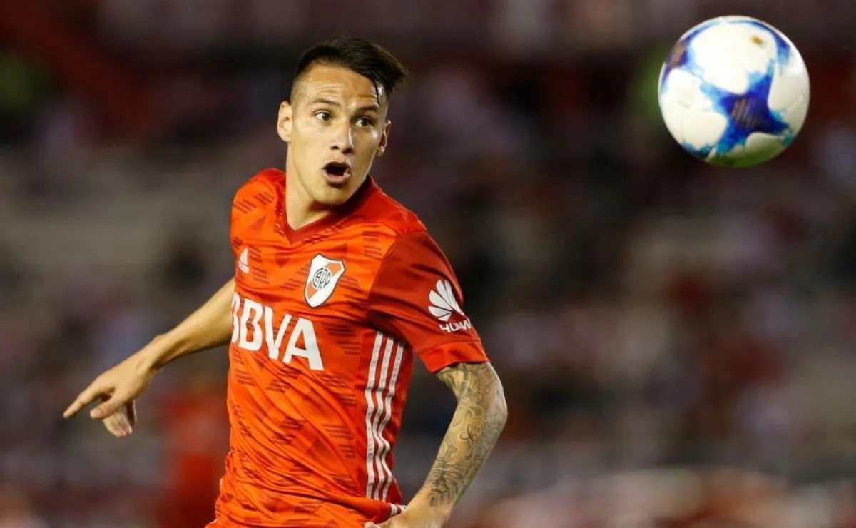 Auzqui disputó 42 partidos oficiales en River, y convirtió 4 goles