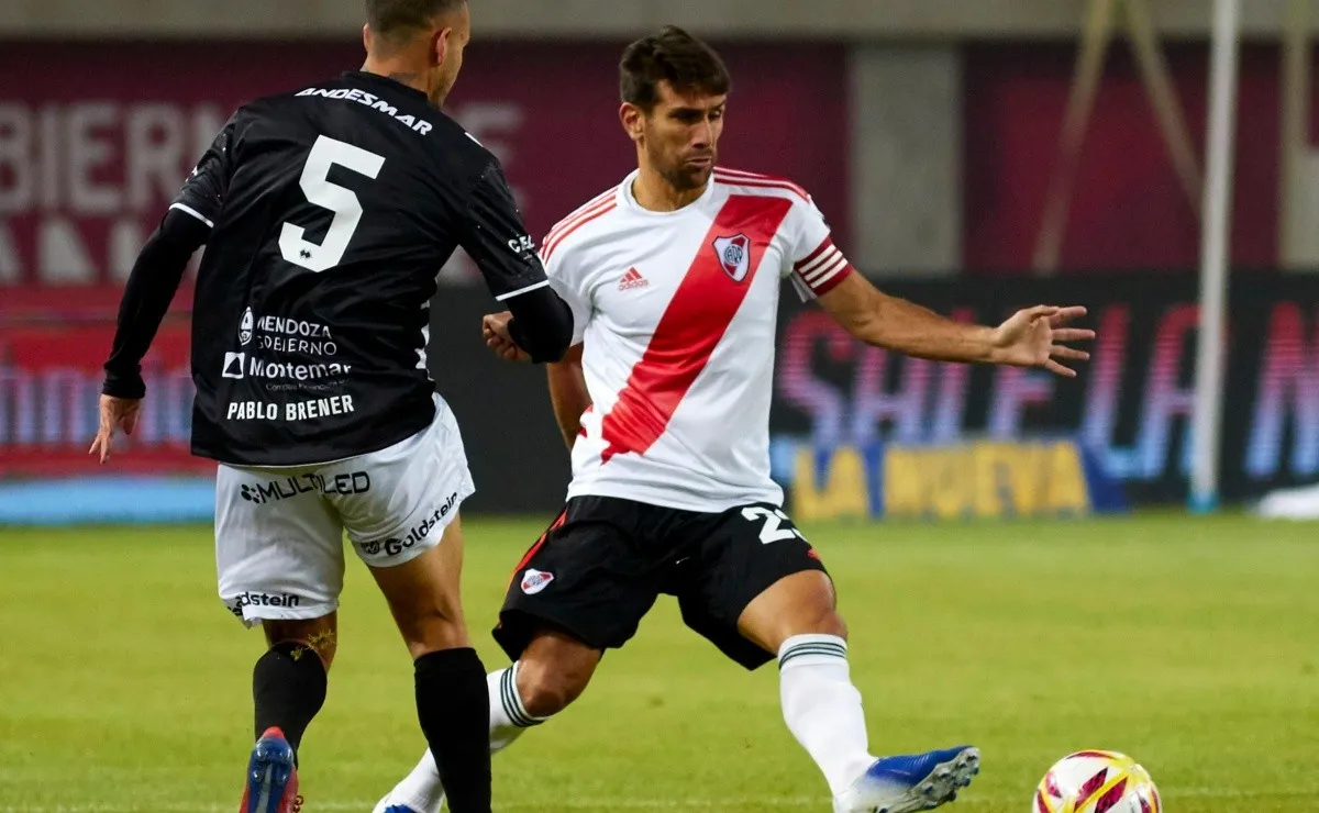 El capitán pidió el cambio cuando recién comenzaban las acciones.