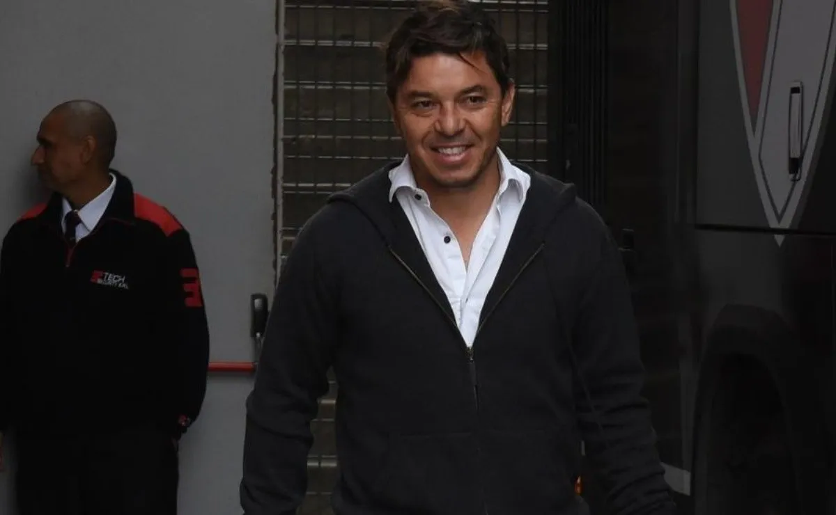 Gallardo, el conductor del plantel de River, listo para viajar a Villa Mercedes.