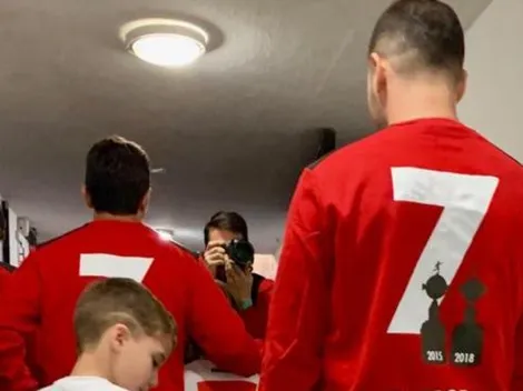 Quebró en llanto: el video de Mora y su emoción antes de salir a la cancha