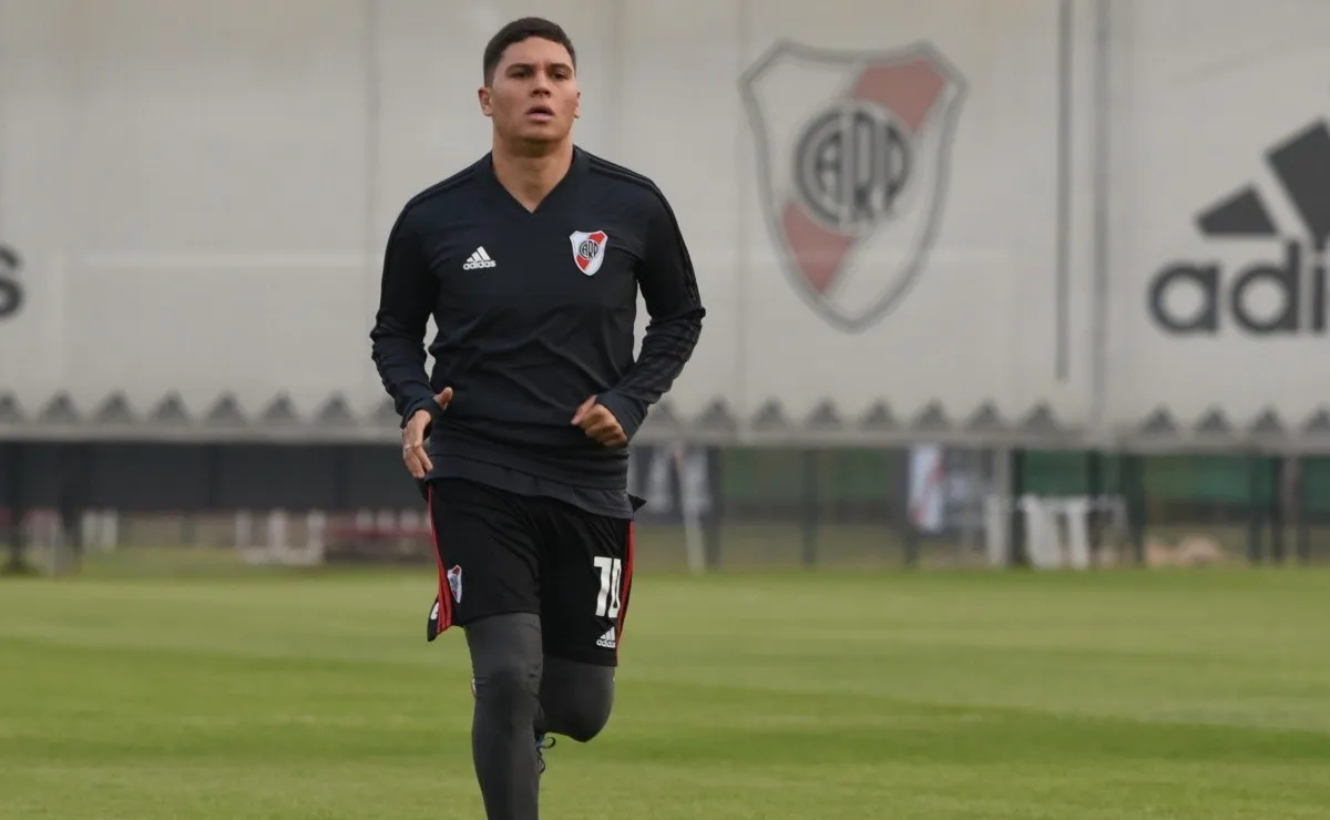 Gallardo aseguró que a finales de septiembre espera tener disponible a Juanfer