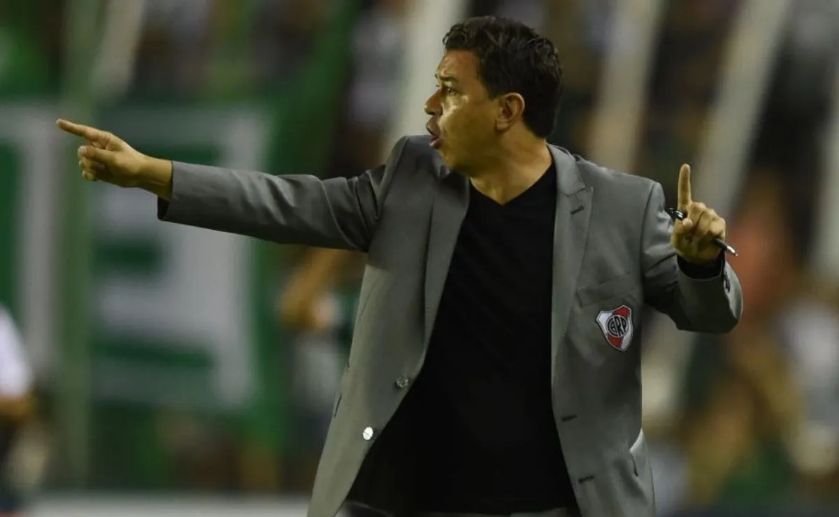 El Muñeco confirmó los once para jugar ante América de México