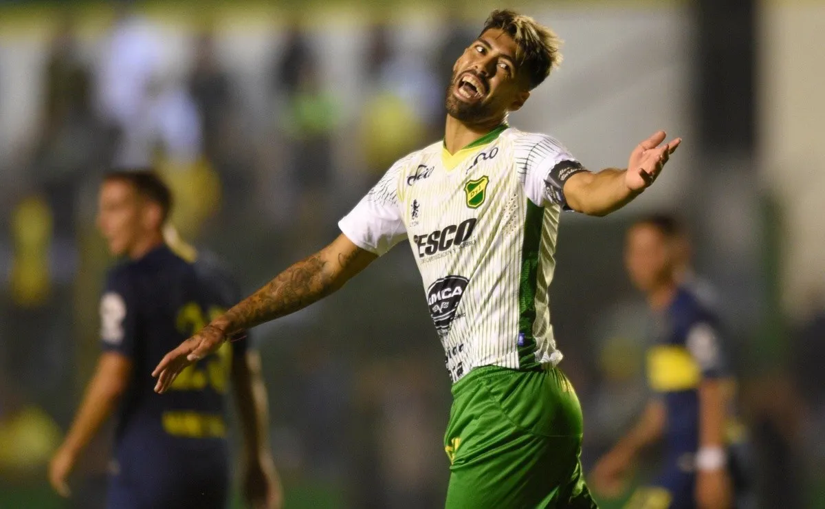 El traspaso de Barboza se encuentra estancado.