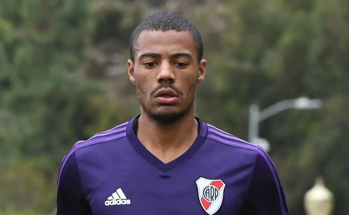De La Cruz aseguró que todos los jugadores de River quieren ganarse un lugar.