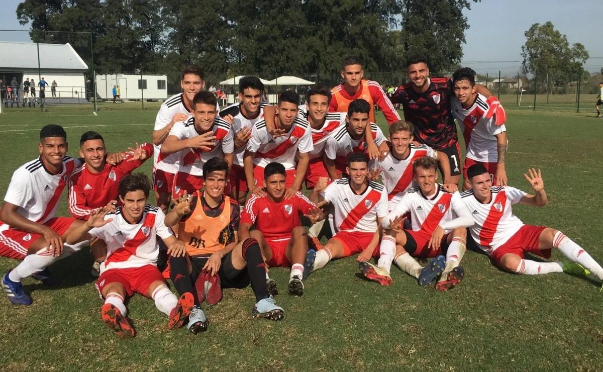 La Cuarta División sumó 30 puntos en el Grupo B, producto de nueve triunfos, tres empates y una caída. (FOTO: LPM)
