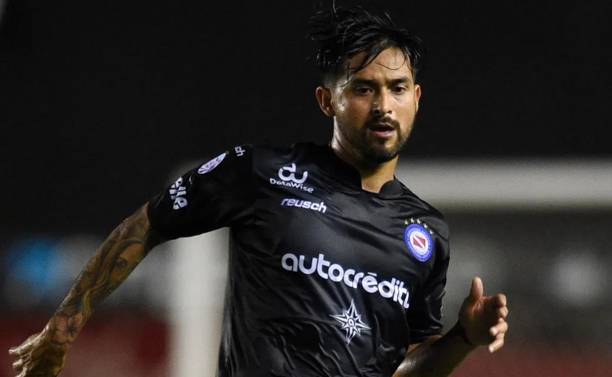 Pisculichi, quen tuvo tres ciclos en Argentinos, jugó 73 partidos oficiales en River, con 10 goles. (FOTO: Getty)