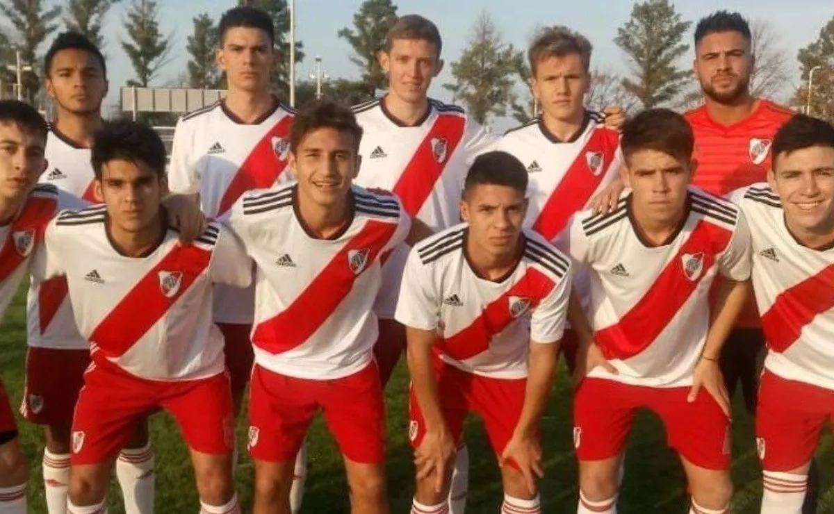 La Cuarta División definirá el campeonato frente al clásico rival