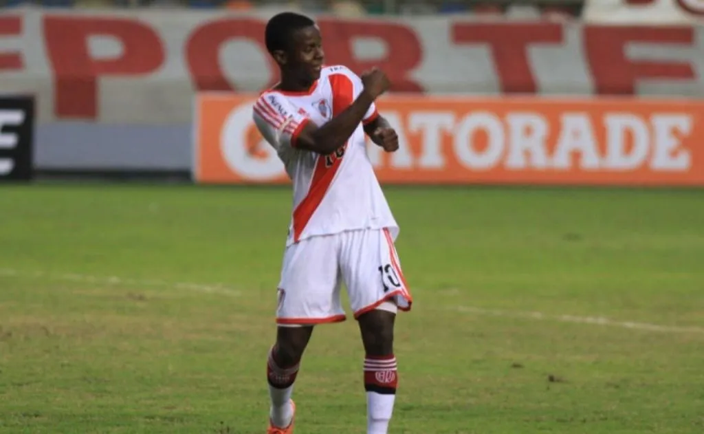 Juan Cazares surgió de las Divisiones Inferiores de River.