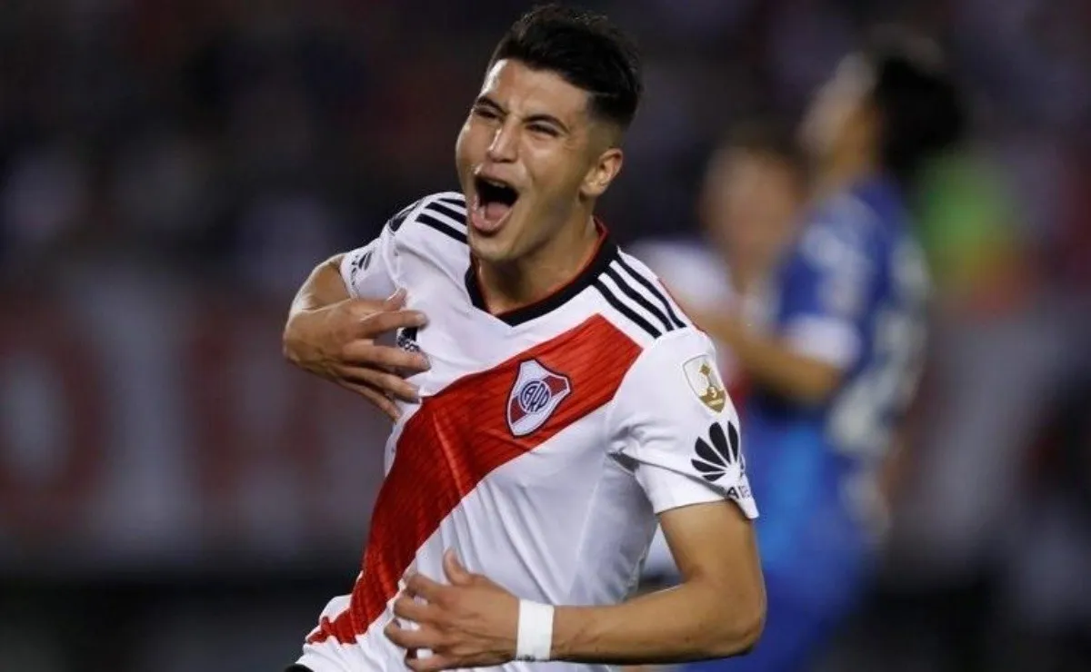 La continuidad de Palacios en River está en duda.