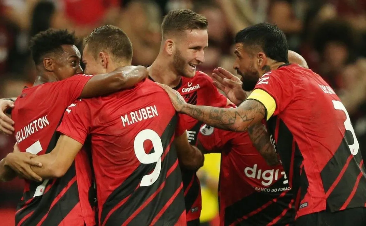 ¿Cómo saldrá a jugar Paranaense en la revancha?