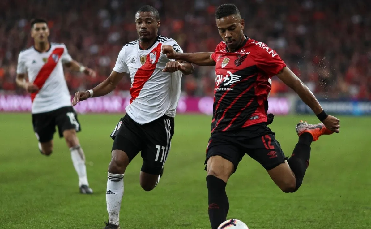River no hizo pie en Brasil y deberá dar vuelta la historia en el Monumental.