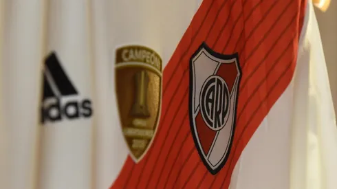 El manto sagrado tradicional de River.