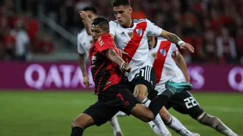 River presentó un flojo papel en Curitiba y cayó 1-0.