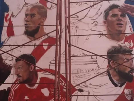 El gran mural de River, enfrente del Monumental