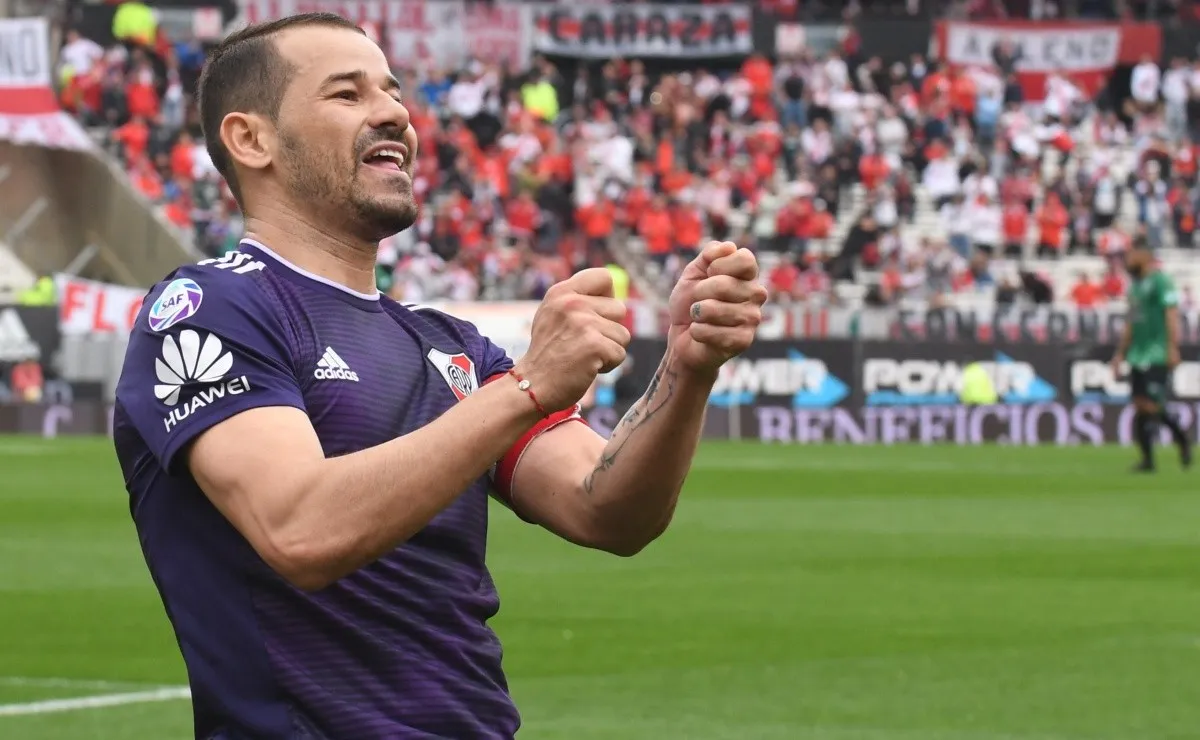 "La propuesta es ver un partido con los campeones de 2015 y los del 2018".
