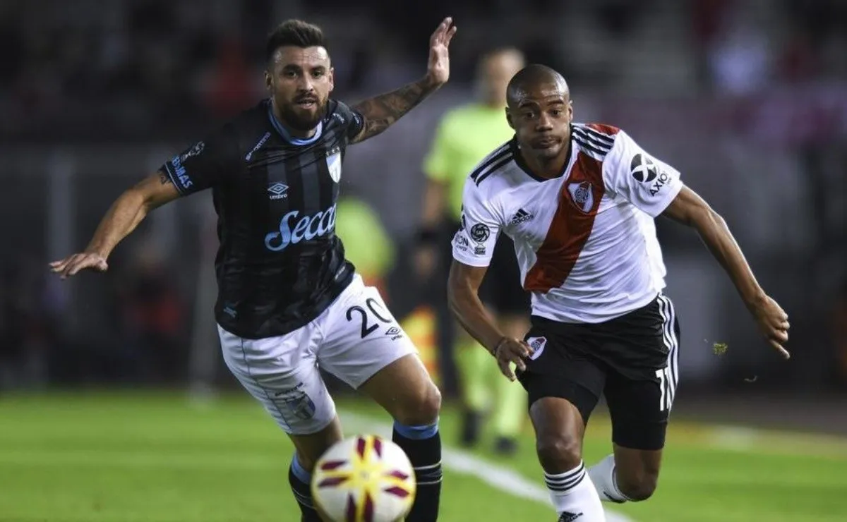 River hizo un enorme esfuerzo, goleó 4-1 a Atlético Tucumán, pero no le alcanzó.