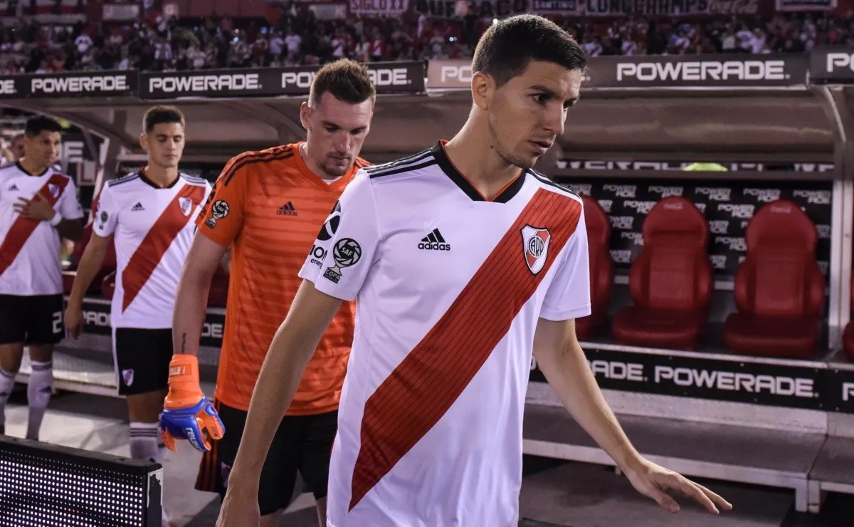 Nacho Fernández sumó tres tarjetas en el campeonato y uno en la Copa Superliga.