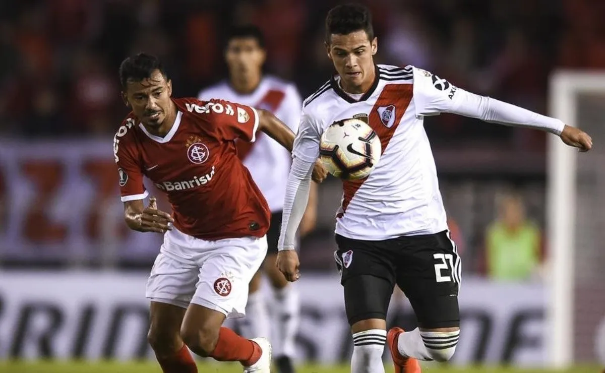 Con los goles de Álvarez y Pratto, River empató 2-2 con Inter de Porto Alegre.