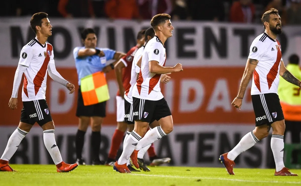 Exequiel Palacios asistió al joven delantero, quien quedó solo ante el arquero y la pinchó.