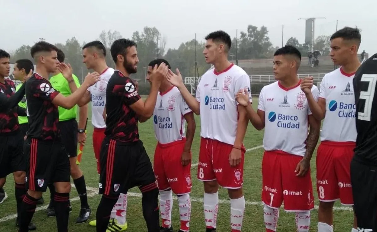 La revancha de los octavos de final se jugará el próximo viernes.
